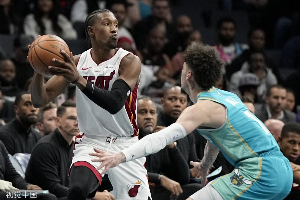 他还通过团 他还通过团