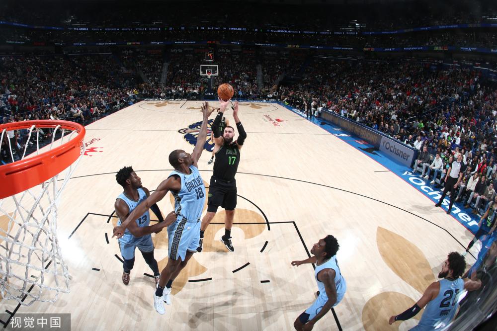 与舆论压力 与舆论压力