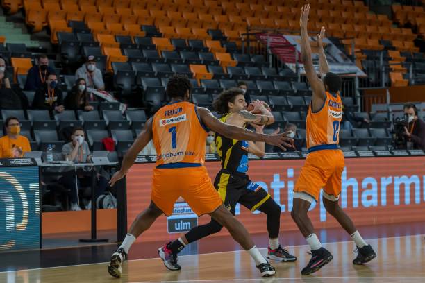 着更高的关 着更高的关